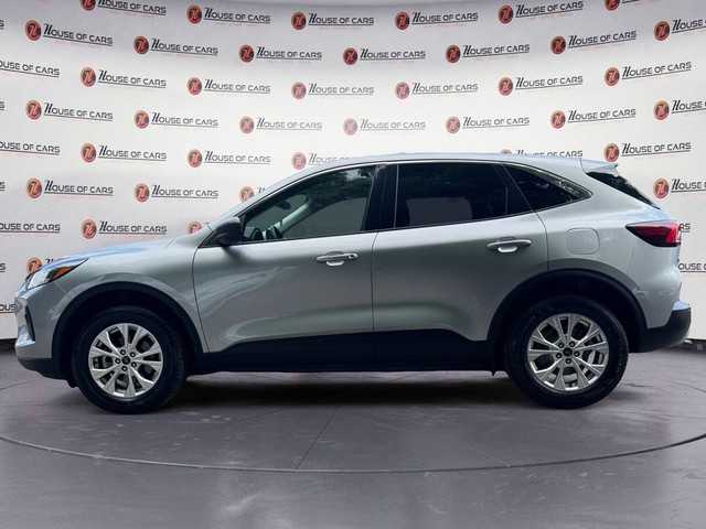 2023 Ford Escape Active AWD Bluetooth Backup Camera Bluetooth in Cars & Trucks in Calgary - Image 2