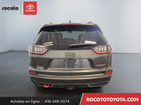 Engine: Moteur V6 L/100Km City: 12.9 L/100Km Hwy: 9.9 (image 4)