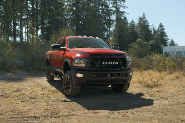 2017 Ram 2500 in Cars & Trucks in Delta/Surrey/Langley - Image 2