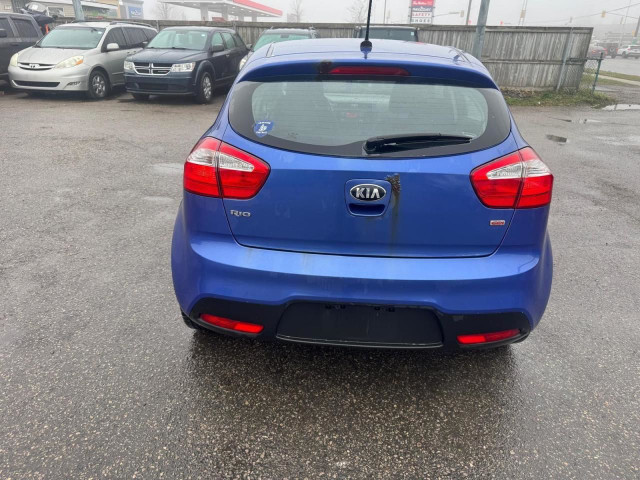 2015 Kia Rio HATCH, AUTO, 4 CYL, GREAT ON FUEL, AS IS SPECIAL in Cars & Trucks in London - Image 4