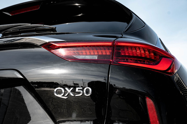 2019 INFINITI QX50 LUXE AWD| PANO | NAVI | HEATED SEATS | COOLED in Cars & Trucks in Mississauga / Peel Region - Image 4