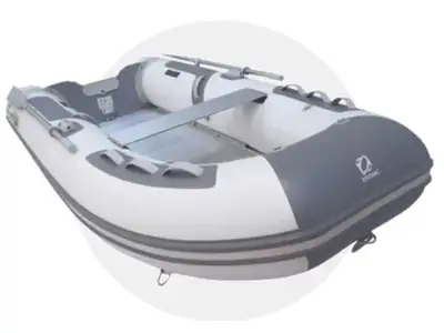 Length: 8’10? Beam: 5’ Weight: 101 lbs. Tube Diameter: 1'5? People: 3+1 Max HP: 8. Informations du v...