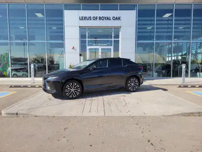 2023 Lexus RZ 450e LUXURY PACKAGE / FULLY ELECTRIC / DIRECT 4...
