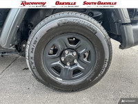 2022 JEEP WRANGLER 4X4 Black Exterior Black Cloth Bucket Seats 2L Turbo Engine Dual zone A/C Cruise... (image 5)
