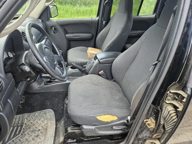 2002 Jeep Liberty in Cars & Trucks in Edmonton - Image 15