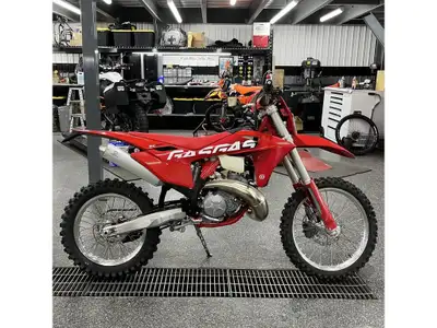 2024 GASGAS EC 250 Les photos peuvent être à titre indicatif et sans inscription. Les promotions en...
