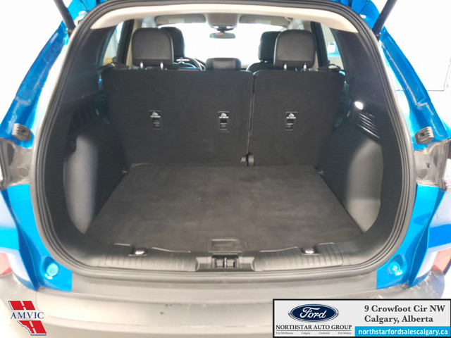 2020 Ford Escape SEL 4WD SEL - AWD - HEATED LEATHER SEATS - HEAT in Cars & Trucks in Calgary - Image 2