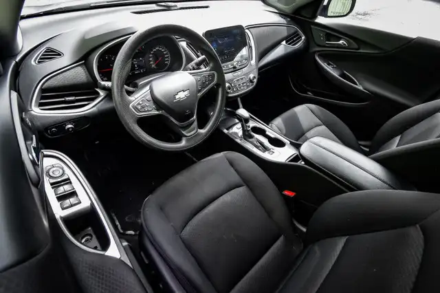 2022 Chevrolet Malibu LT • REMOTE START • LED LIGHTS • CP/AA in Cars & Trucks in Kingston - Image 13