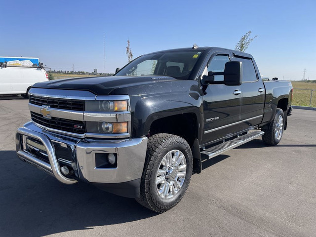 2015 Chevrolet Silverado 2500HD LTZ in Cars & Trucks in Calgary - Image 4