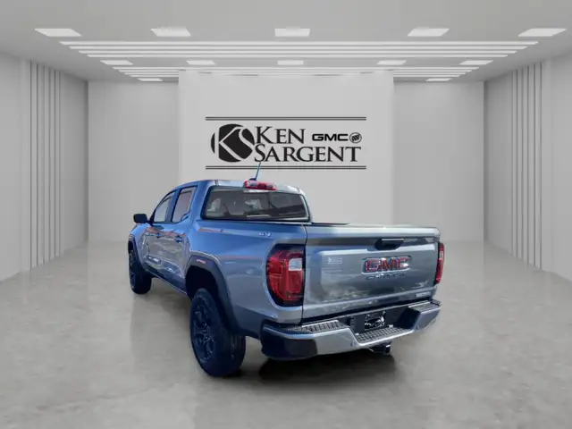 2025 GMC Canyon Crew Cab Short Box 4-Wheel Drive Elevation for s in Cars & Trucks in Grande Prairie - Image 8