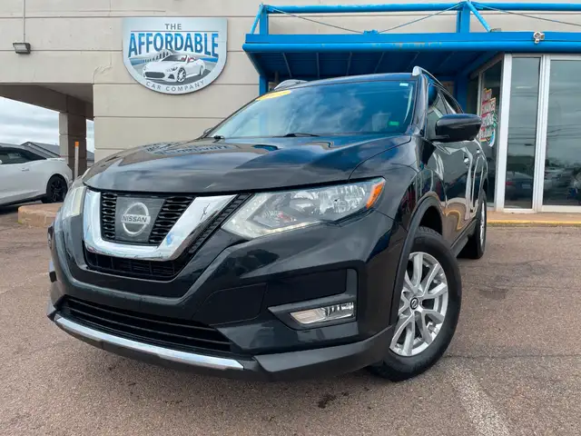 2017 Nissan Rogue SV AWD, ALLOY, SUNROOF in Cars & Trucks in Charlottetown - Image 2