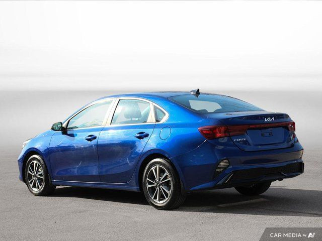 2022 Kia Forte EX | Heated Steering Wheel | Cpo | Lane Keep in Cars & Trucks in Hamilton - Image 3
