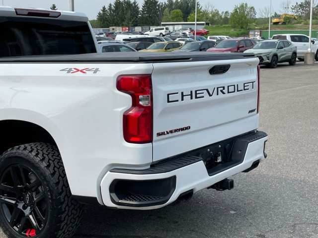 2023 Chevrolet Silverado 1500 in Cars & Trucks in Oakville / Halton Region - Image 4