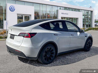 This Tesla Model Y boasts a Electric engine powering this Automatic transmission. Window Grid Antenn... (image 4)