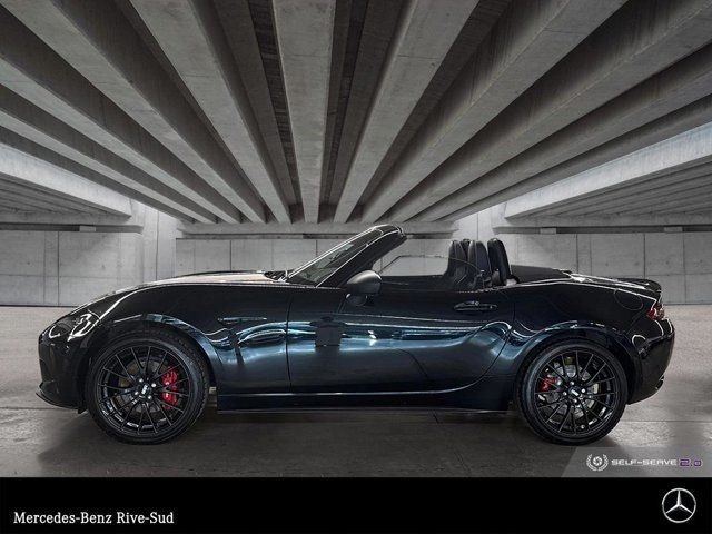 2022 Mazda MX-5 GS 6sp | Black Soft Top in Cars & Trucks in Longueuil / South Shore - Image 2