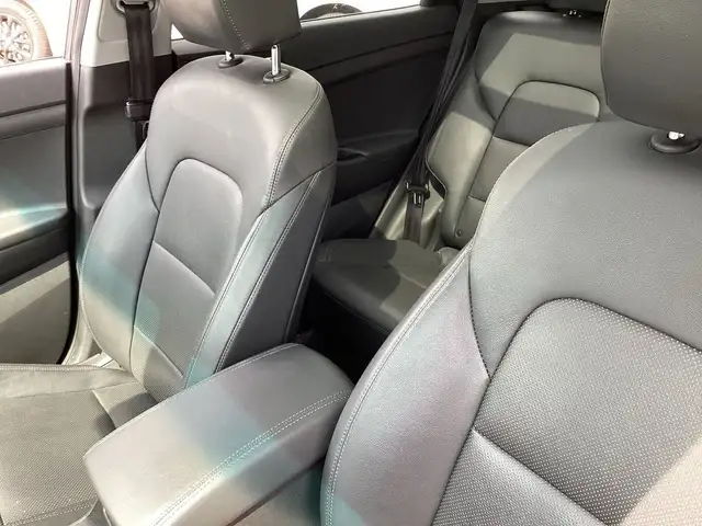 2020 Hyundai Tucson ALL WHEEL DRIVE|LEATHER|NAV|SUNROOF dans Autos et camions dans Région d’Oakville/Halton - Image 7