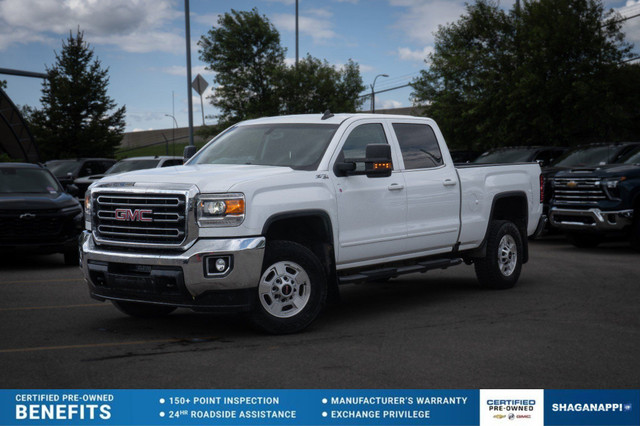 2018 GMC Sierra 2500HD SLE6.0L | CERTIFIED PRE-OWNED in Cars & Trucks in Calgary