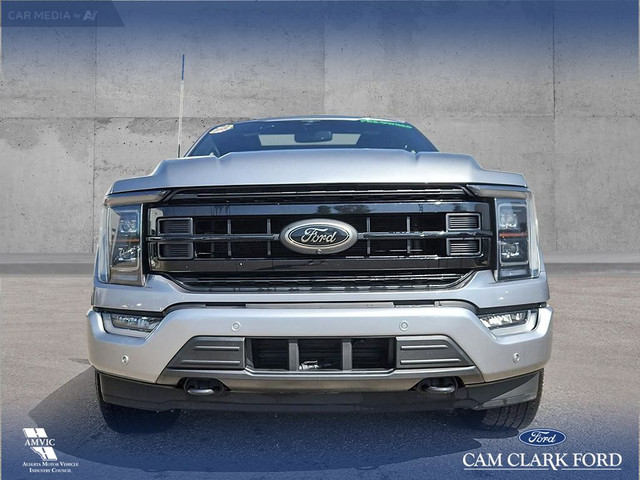 2023 Ford F-150 Lariat BLACK APPEARANCE PKG | HEATED / COOLED... in Cars & Trucks in Red Deer - Image 2