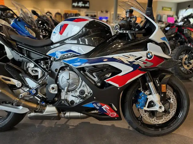 2021 BMW M 1000 RR M RR In Light White/M Motorsport in Street, Cruisers & Choppers in London - Image 6