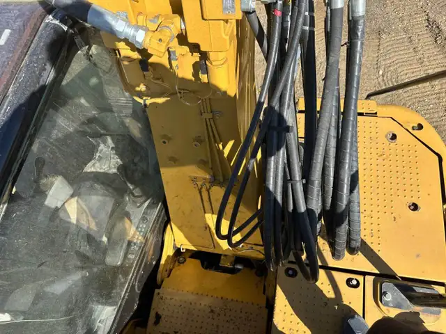 2018 Cat 315FLCR Excavator with Thumb #9708 DP in Heavy Equipment in Edmonton - Image 25