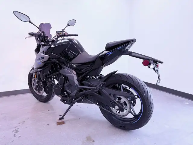 2023 CFMOTO NK650 in Street, Cruisers & Choppers in Kelowna - Image 7
