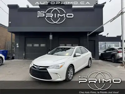 2017 Toyota Camry Hybrid XLE Automatique avec Sièges en Cuir Toit Ouvrant GPS Caméra de Recul Systèm...