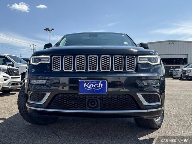 2018 Jeep Grand Cherokee Summit in Cars & Trucks in Edmonton - Image 2