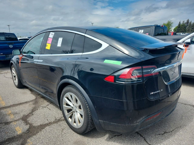 2017 Tesla Model X 75D *AUTOPILOT/6 PASS/NAVI/BACKUP CAM/LOADED! in Cars & Trucks in City of Toronto - Image 2