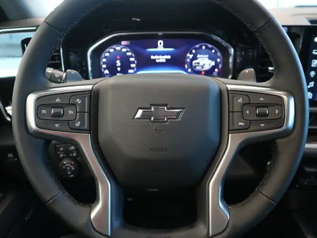 2025 Chevrolet Silverado 1500 LT Trail Boss in Cars & Trucks in Lloydminster - Image 16