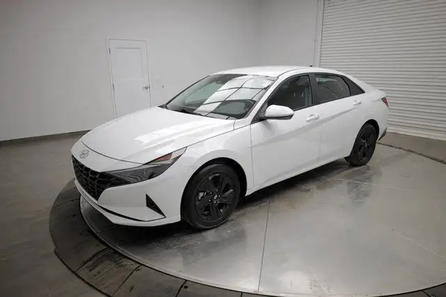 2023 Hyundai Elantra Preferred62863707714307122