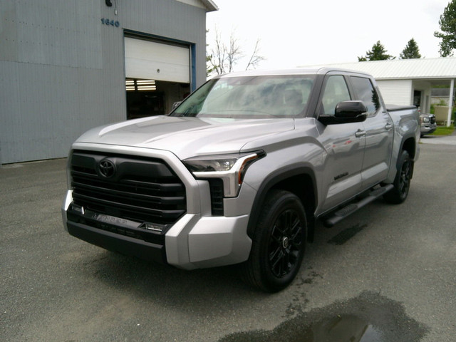 2024 Toyota Tundra 4x4 Crewmax Limited Boite 5'6'' Toit Pano et  in Cars & Trucks in Granby - Image 3