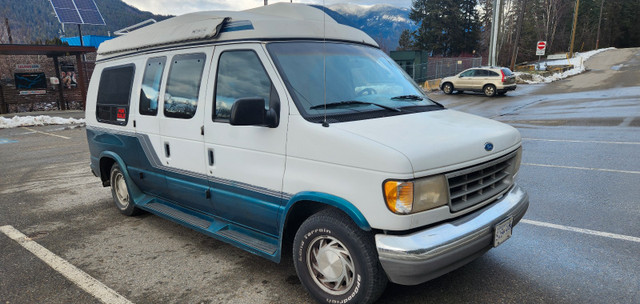 1996 Ford E-Series Van Club Wagon in Cars & Trucks in Kamloops - Image 4
