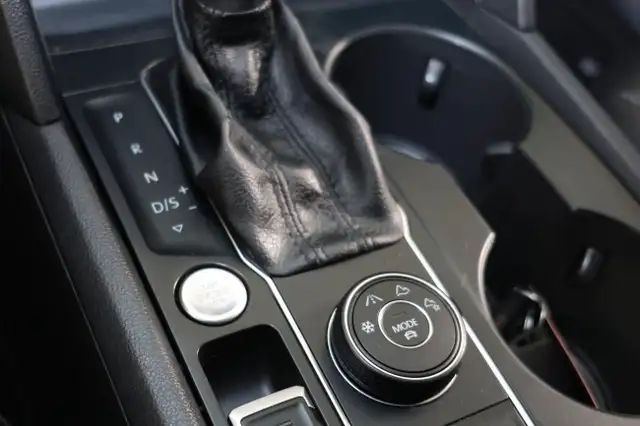 2018 Volkswagen Atlas COMFORTLINE AWD - CAMERA|BLINDSPOT|COLLISI in Cars & Trucks in City of Toronto - Image 15