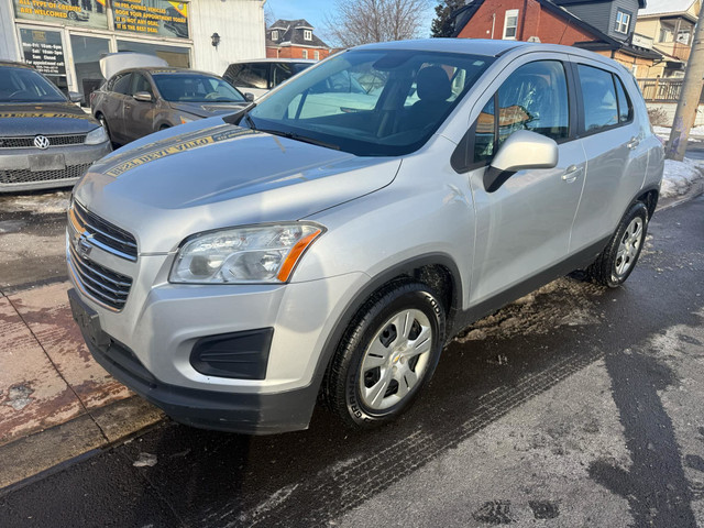 2016 Chevrolet Trax in Cars & Trucks in Hamilton - Image 3