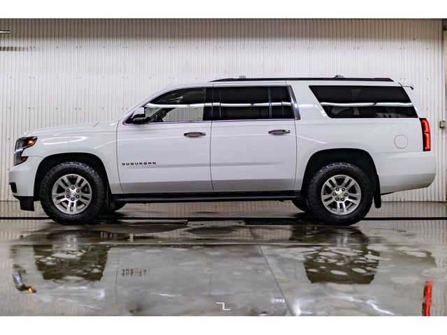 2017 Chevrolet Suburban 1500 AWD LT PSeat BCam in Cars & Trucks in Red Deer - Image 3