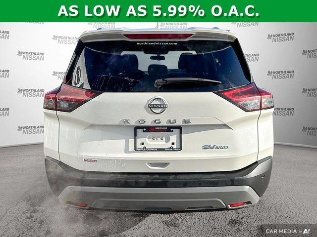 2023 Nissan Rogue SV | DUAL PANEL PANORAMIC MOONROOF | %5.99 in Cars & Trucks in Prince George - Image 4
