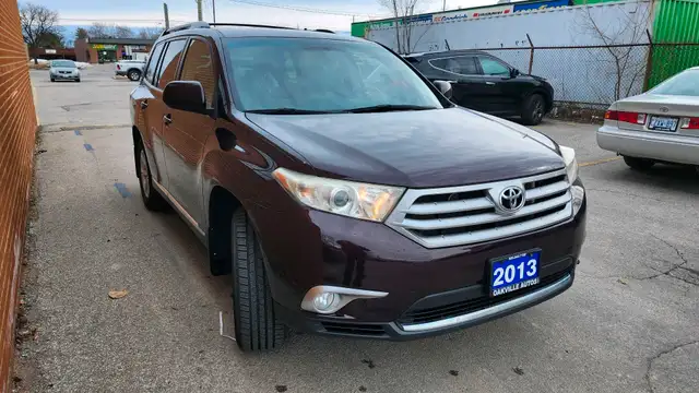 2013 Toyota Highlander 4WD 4dr in Cars & Trucks in Oakville / Halton Region - Image 8