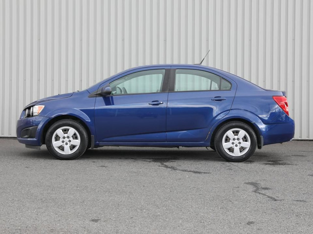 Chevrolet Sonic LS in Cars & Trucks in Longueuil / South Shore - Image 4