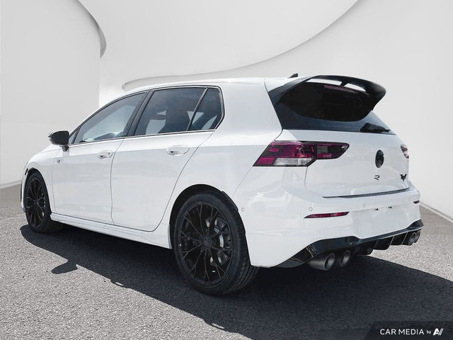 2025 Volkswagen Golf R Black Edition - Low Mileage in Cars & Trucks in Ottawa - Image 4