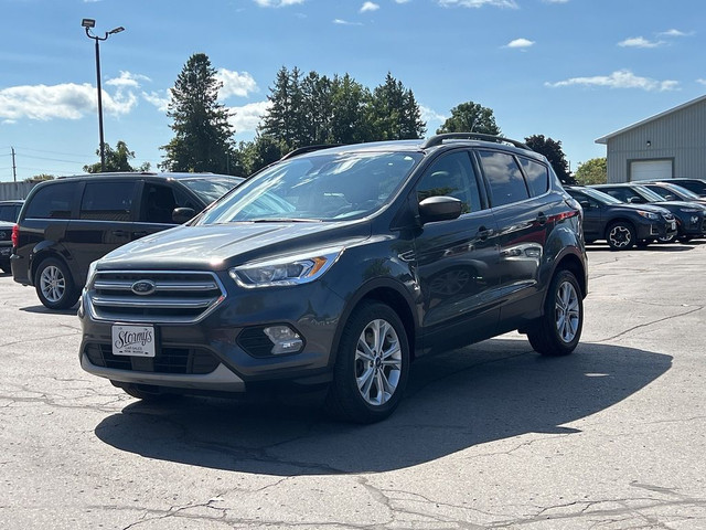  2018 Ford Escape SEL AWD LEATHER/NAV/PANO ROOF CALL 613-961-884 in Cars & Trucks in Belleville - Image 2