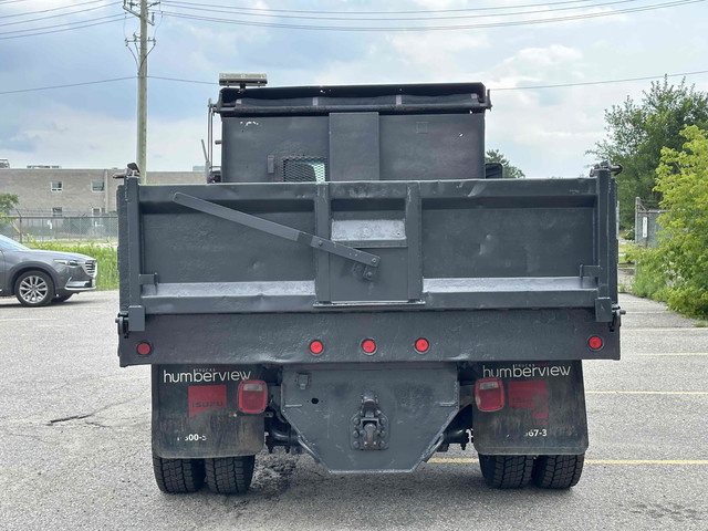 2003 GMC C6500 Topkick in Cars & Trucks in Markham / York Region - Image 4
