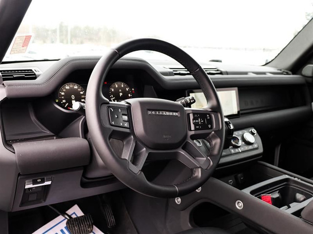 2023 Land Rover Defender 90 P400 X-Dynamic SE in Cars & Trucks in Oshawa / Durham Region - Image 2