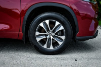 Sunroof, Power Liftgate, Softex Seats, Heated Seats, Apple CarPlay! 6 LOCATIONS KINGSTON - (613) 384... (image 6)
