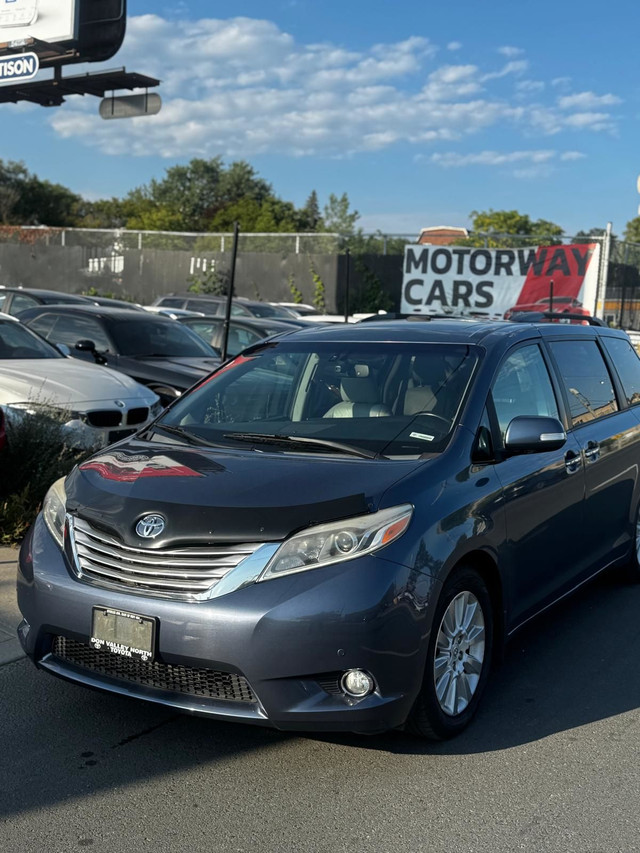 2015 Toyota Sienna Limited w/ LEATHER | MOON ROOF | TOP OF LINE  in Cars & Trucks in City of Toronto