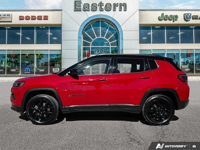 2024 Jeep Compass Altitude | Sunroof | Leather | 360 Camera in Cars & Trucks in Winnipeg - Image 2