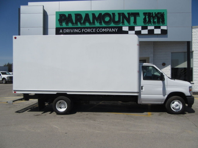 2024 Ford E-450 GAS 16FT HIGH BOX CUBE VAN WITH ROLL OUT RAMP in Cars & Trucks in Oakville / Halton Region - Image 2