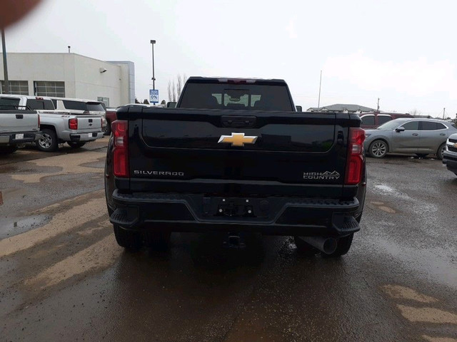 2024 Chevrolet Silverado 3500HD High Country in Cars & Trucks in Red Deer - Image 4