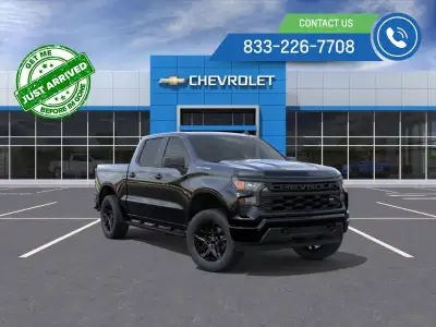 4WD Crew Cab 147" Custom Engine: 4 Cylinder Engine