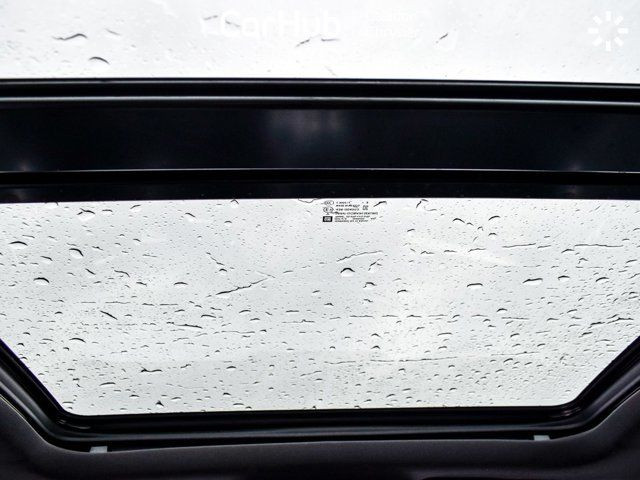 2023 Cadillac XT4 AWD Premium Luxury Pano Sunroof Blind Spot in Cars & Trucks in Mississauga / Peel Region - Image 4