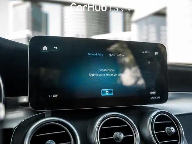 2022 Mercedes-Benz GLC 300 Panoramic Roof Night Package 360 in Cars & Trucks in City of Toronto - Image 32